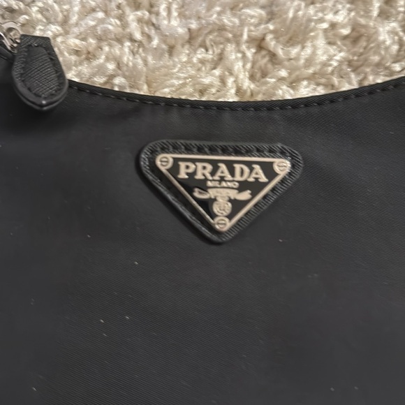 Prada shoulder bag - Picture 2 of 7